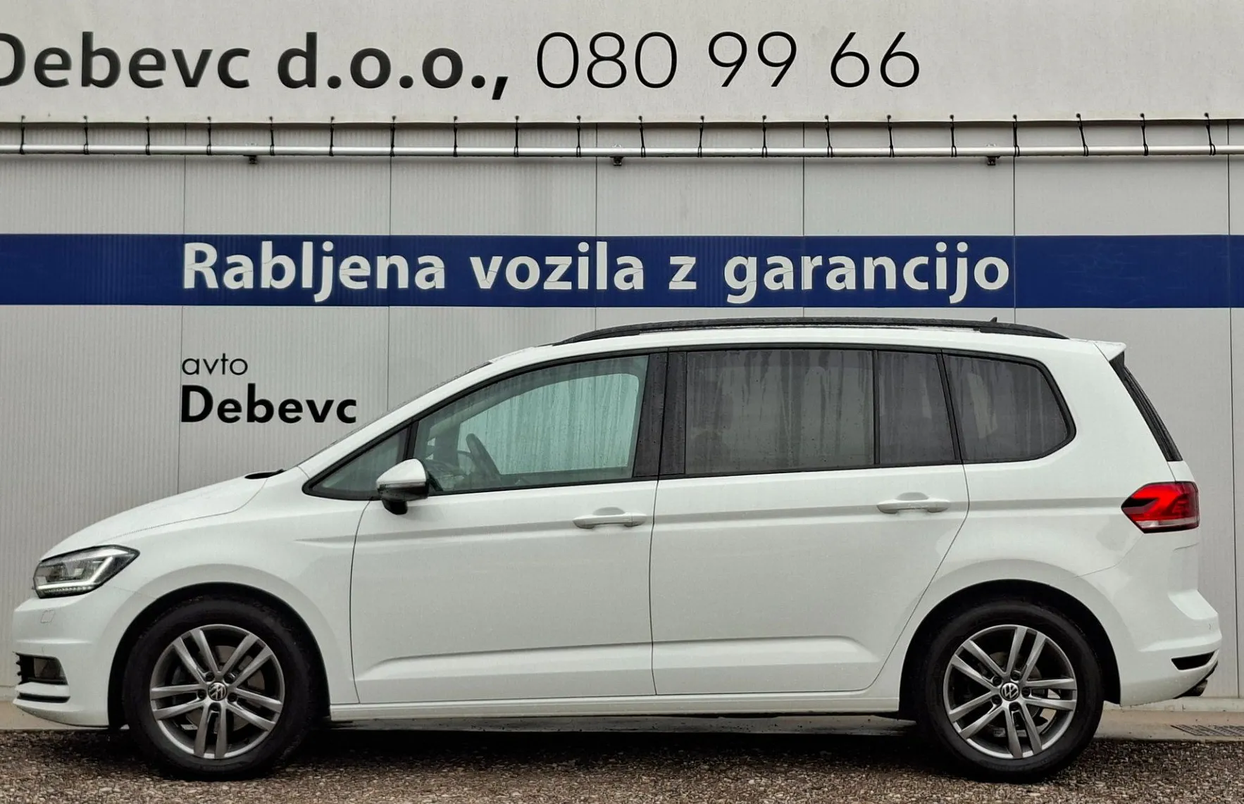Zunanja slika - Volkswagen Touran - 2.0 TDI Highline DSG - Slo poreklo - 1. Lastnik - 6