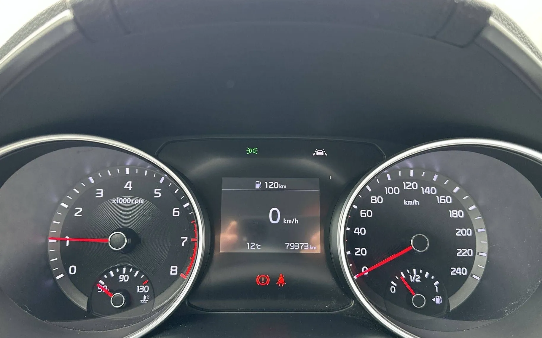 Notranja slika - KIA Ceed - 1.0 T-GDI EX Champion ISG - 16