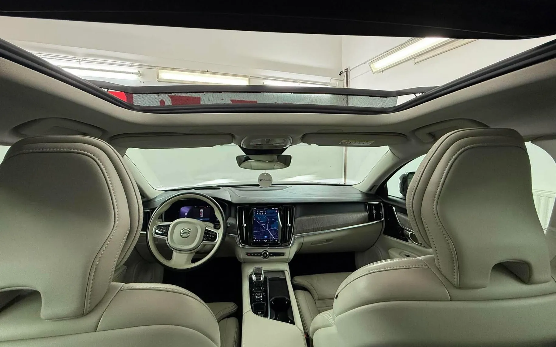 Zunanja slika - Volvo V90 - 2.0 DIZEL 145 KW.PANORAMA.KAMERA.LED.ACC.USNJE.4X4 - 13