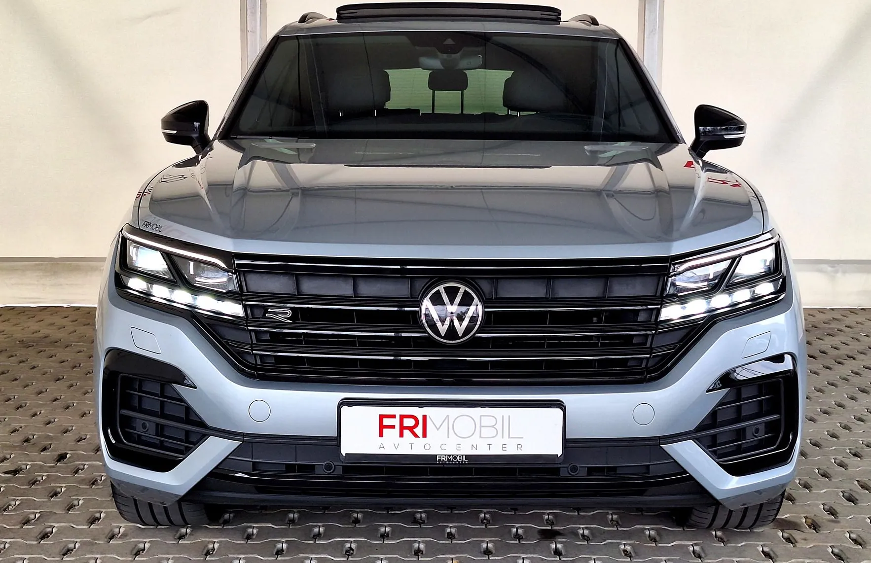 Zunanja slika - VW Touareg - 4motion V6 TDI R-Line EDITON 20•AIR•4CONTROL•PANO• - 5