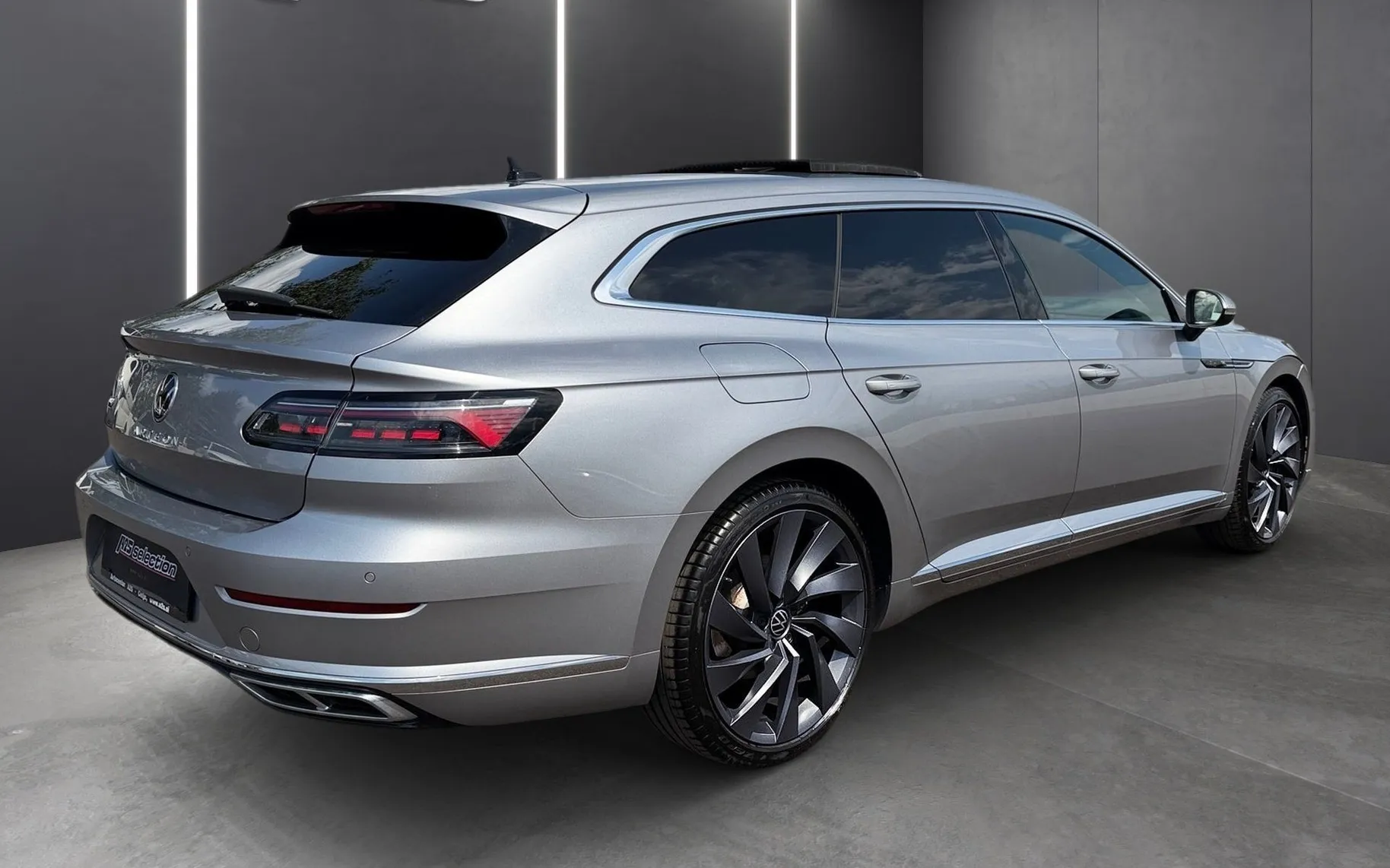 Zunanja slika - Volkswagen Arteon Shooting Brake - Arteon SB 2.0 TDI BMT R-Line DSG-SLO-Panorama-DCC. - 3
