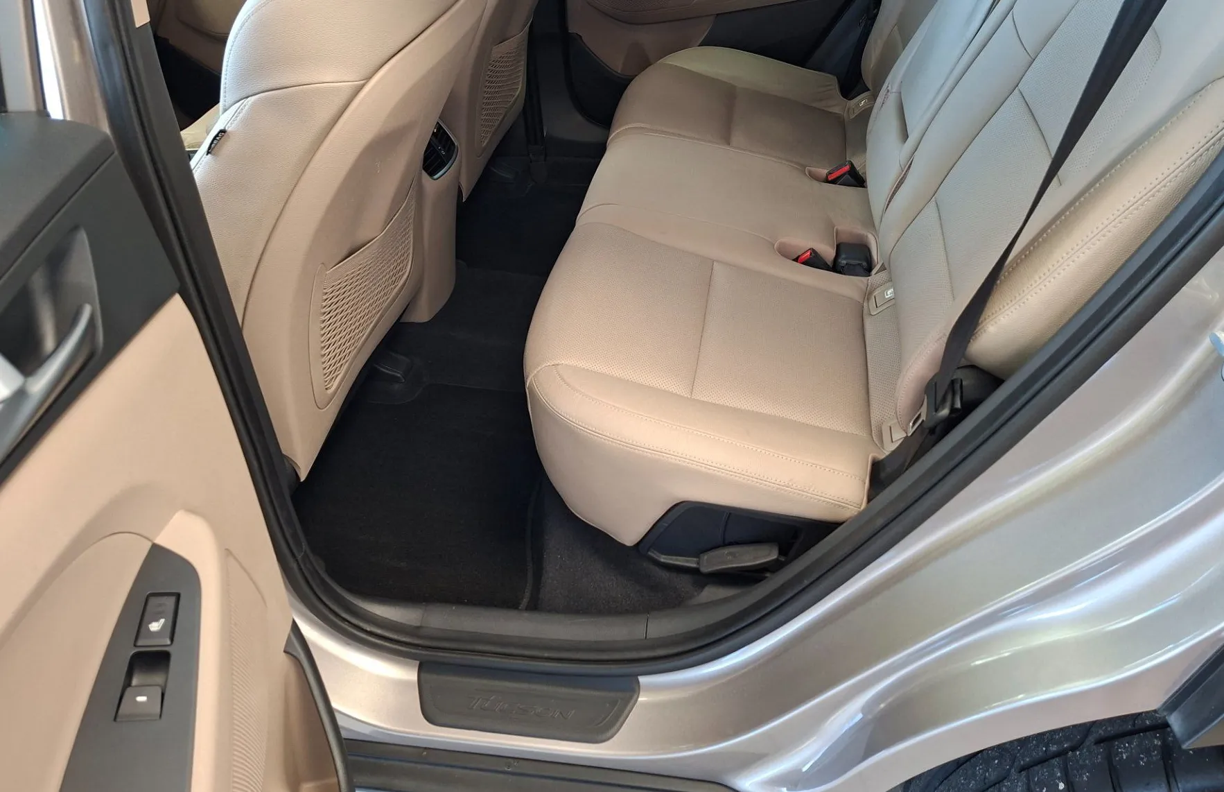 Zunanja slika - Hyundai Tucson - 4WD 1.6 T-GDI Impression-1.LAST.-SLO-LED-NAVI-KAME - 16