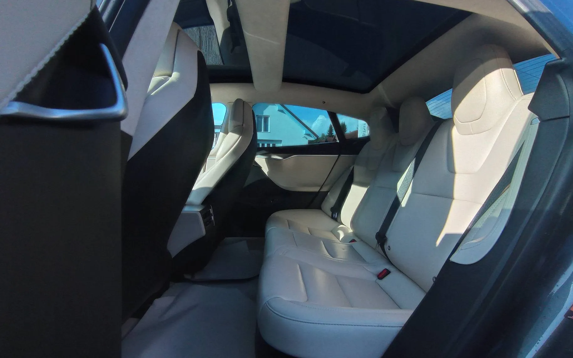 Zunanja slika - Tesla Model S - Model S - 10
