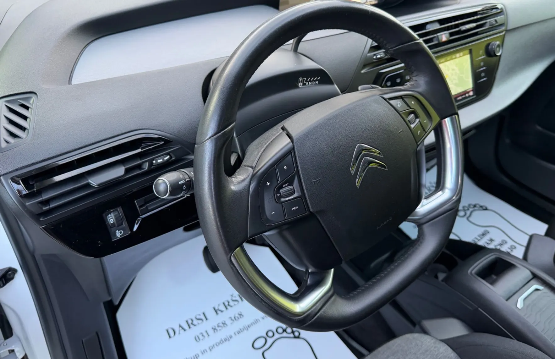 Zunanja slika - Citroën C4 Grand SpaceTourer - 2.0 HDi 163PS EAT8 SLO 1.LASTNIK BI-XENON PR - 16