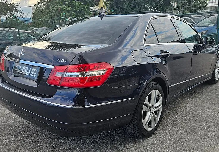 Zunanja slika - Mercedes-Benz E-Razred - 220 CDI °AUT° 170ks AVANTGARDE °XENON° °STR.OKNO° - 6