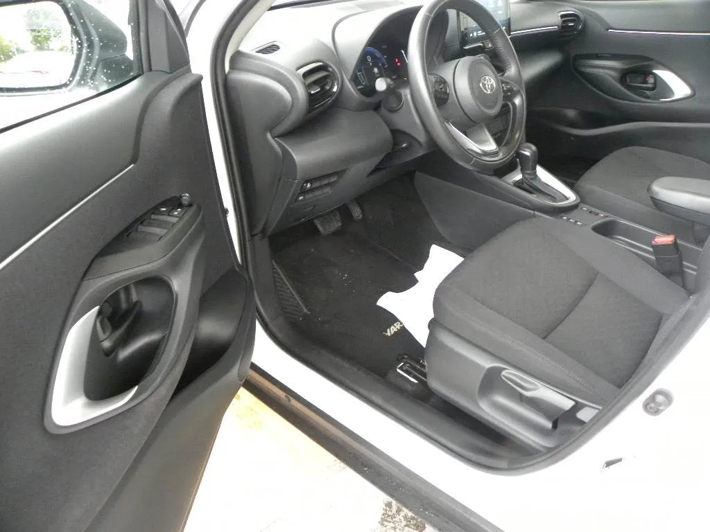 Zunanja slika - Toyota YARIS CROSS HYBRID - Toyota  1.5 VVT-i Luna Avt. - 7