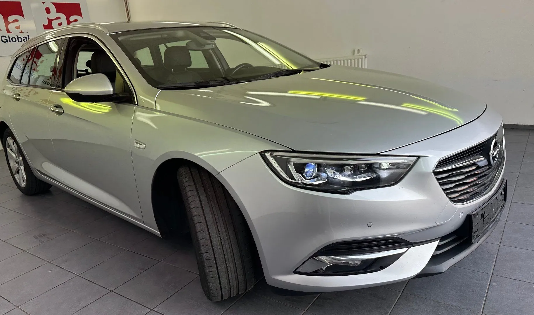 Zunanja slika - Opel Insignia - 1.6 CDTi.USNJE.NAREJEN VEL.SERVIS+MENJALNIKU - 15