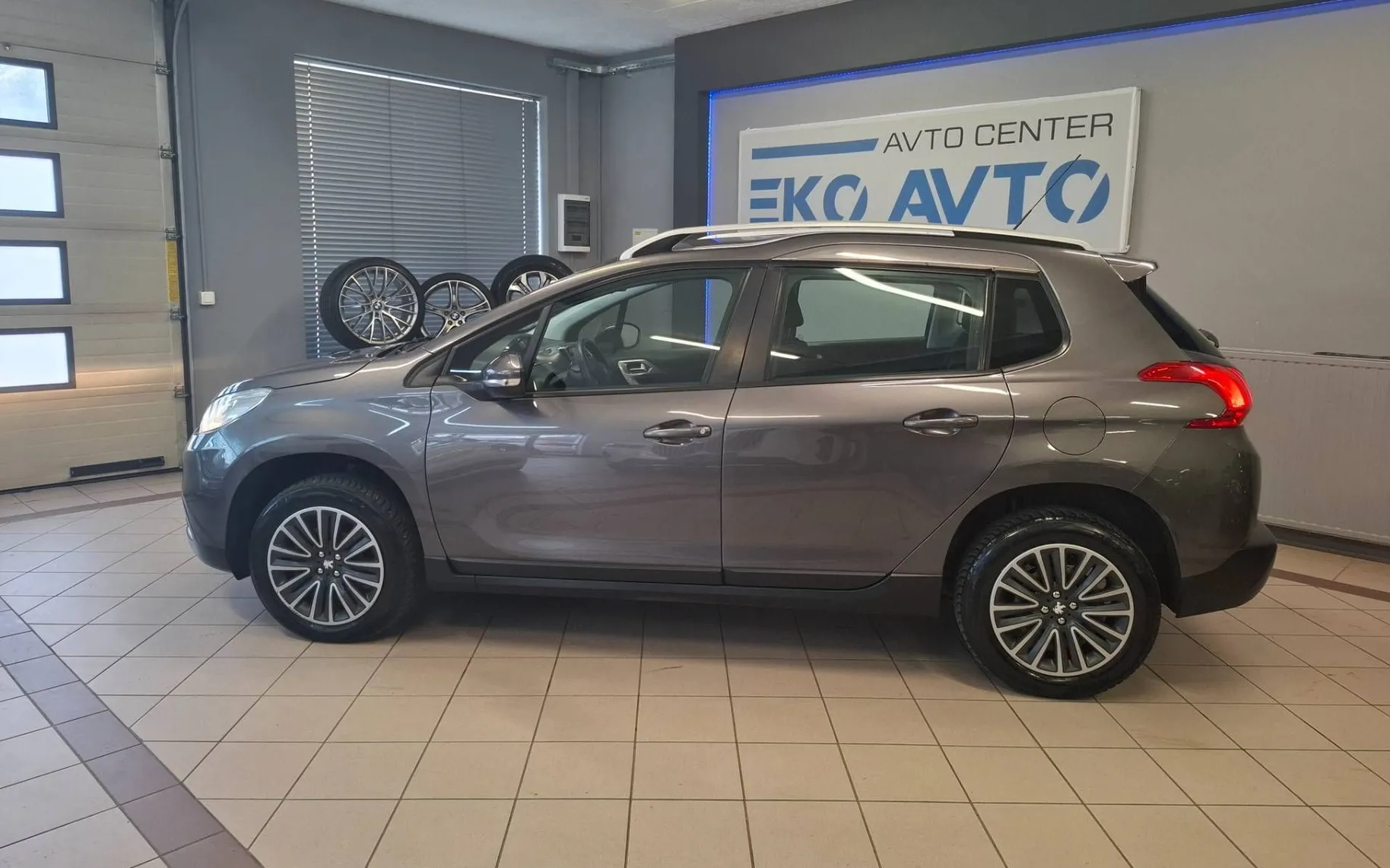 Zunanja slika - Peugeot 2008 - Active 1.4 HDi NAVI-PDC-TEMPOMAT-BREZ POLOGA- - 6