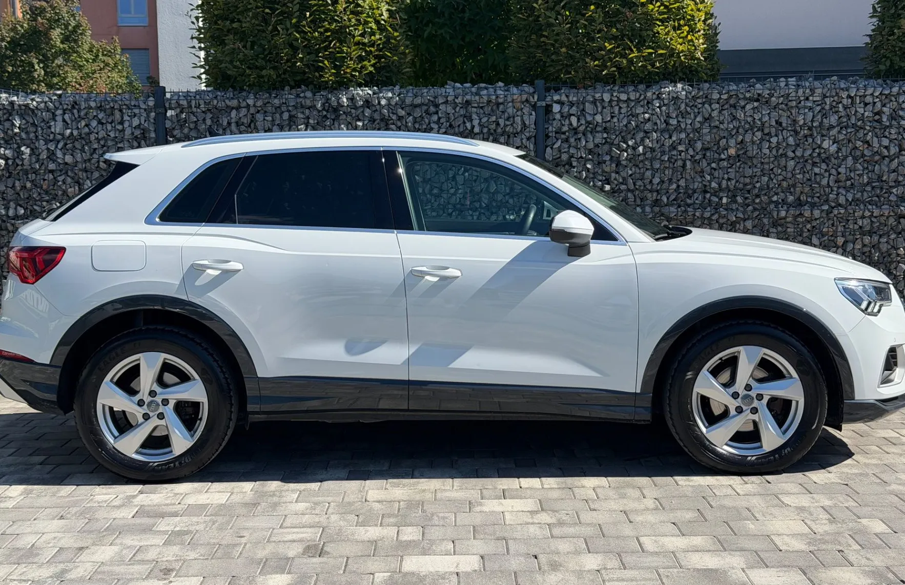 Zunanja slika - Audi Q3 - 35 TDI S tronic |VIRTUAL|KEYLESS|LED|LANE ASS.|F1 - 8