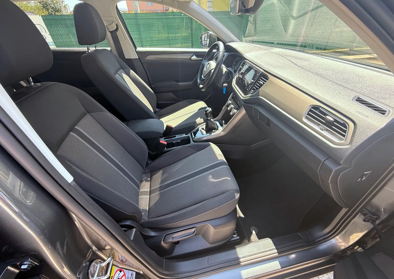 Zunanja slika - Volkswagen T-Roc - 1,5 TSI  Style - 9