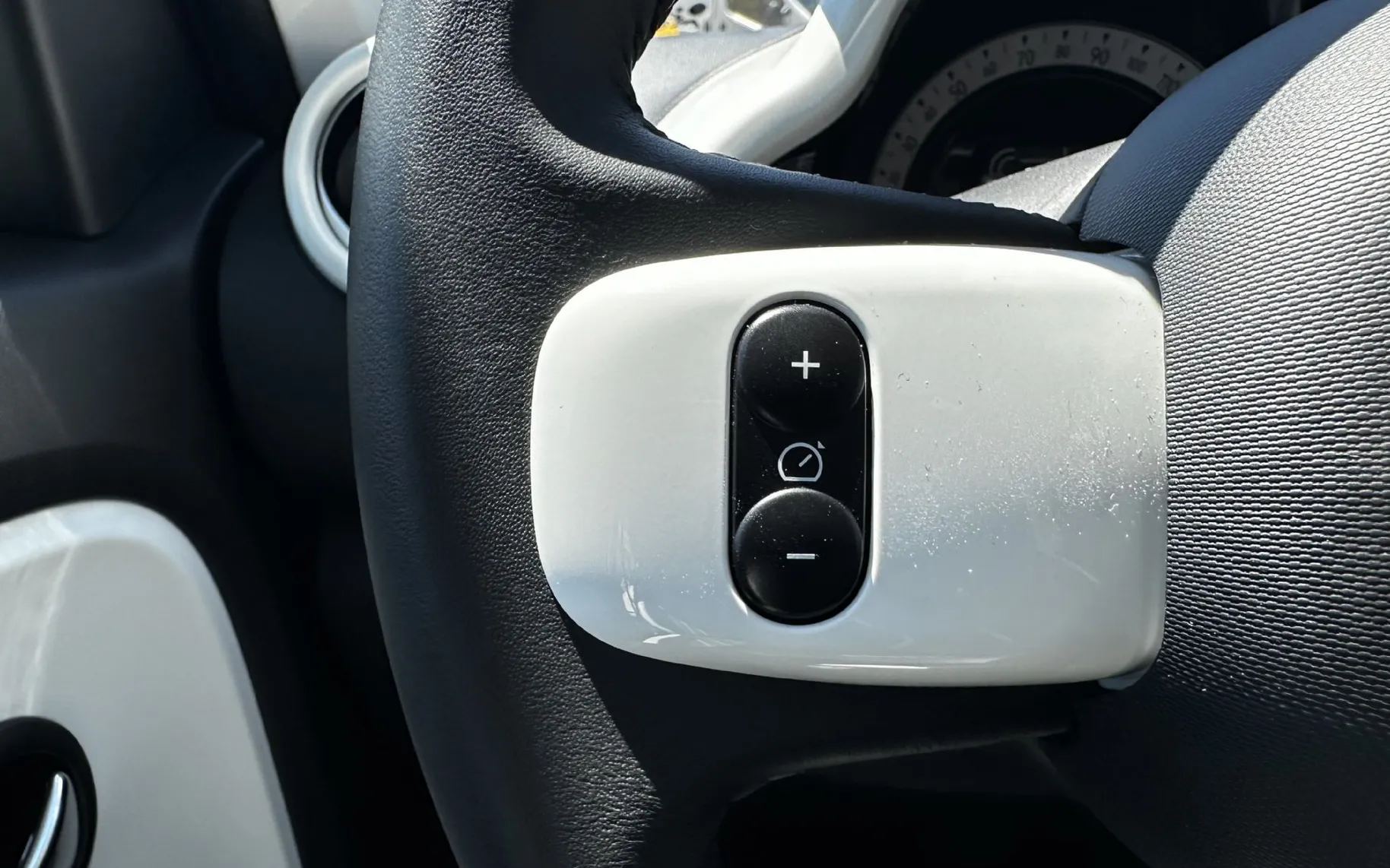 Zunanja slika - Renault Twingo - Electric 60 kW TECHNO - 12