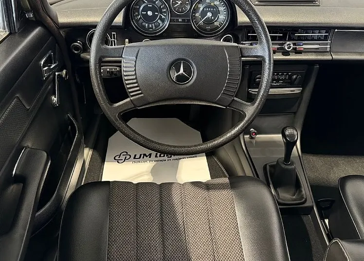Zunanja slika - Mercedes-Benz E-Razred - 115 200D - KOT NOV - VOZILO V PRVI BARVI - 13