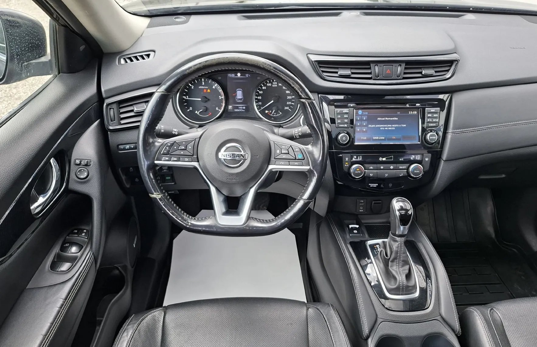 Zunanja slika - Nissan X-Trail - 1.7 dCi XT 4WD Tekna - 10