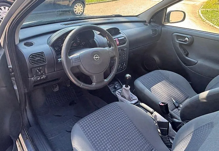 Zunanja slika - Opel Corsa - Club 1.2 16V - 9