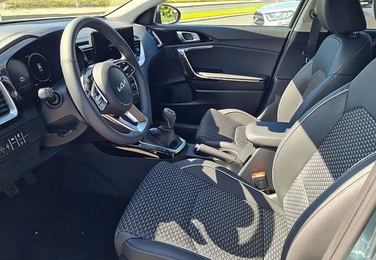 Zunanja slika - KIA XCeed - 1.0 T-GDi EX Way ISG. M T 85 kW - 9