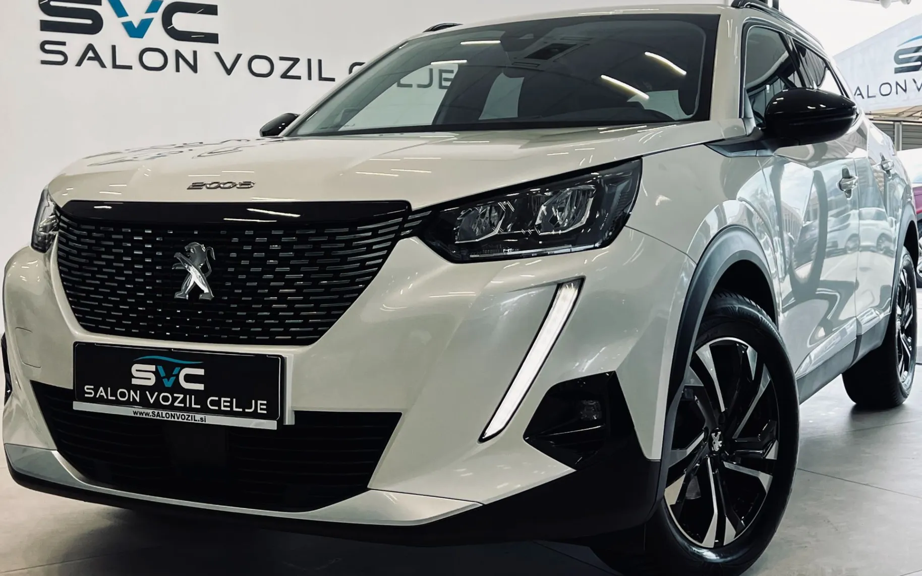Zunanja slika - Peugeot 2008 - 1,2 PureTech 100 S&S Allure - 1