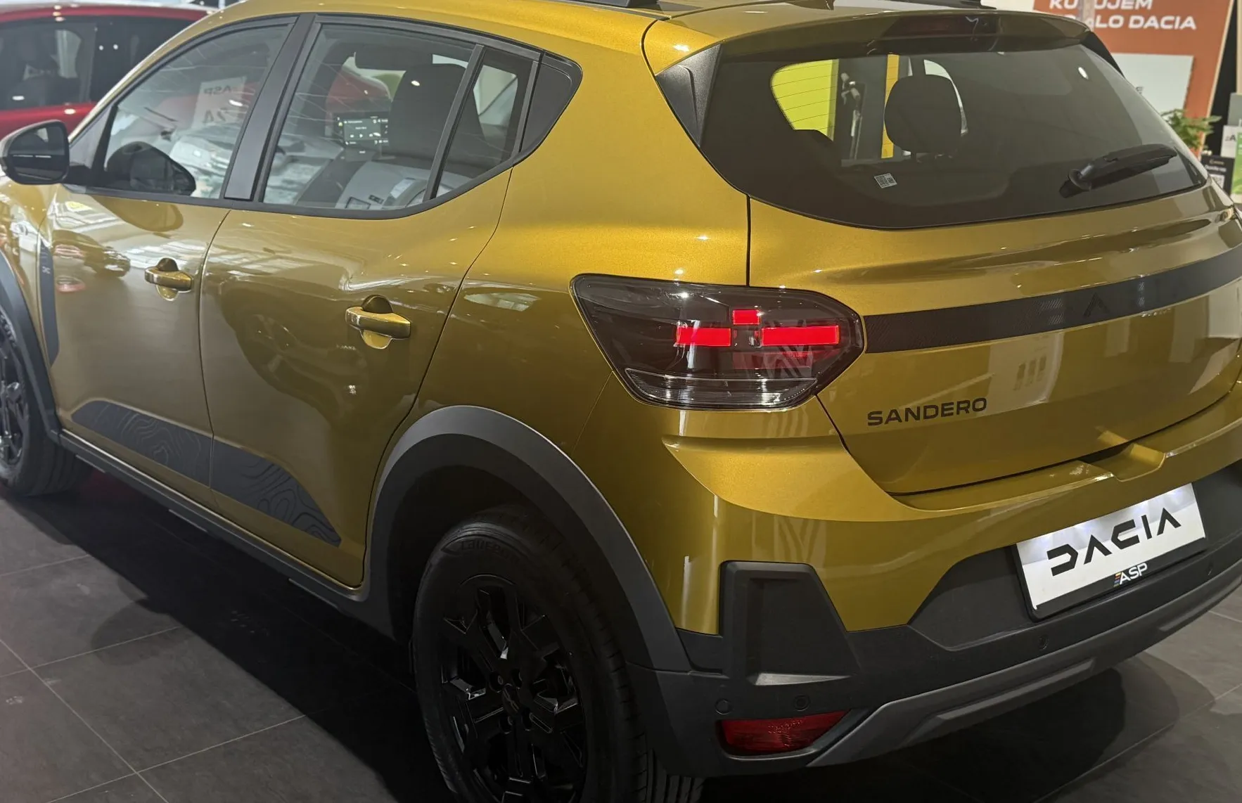 Zunanja slika - Dacia Sandero - Stepway 1.2 ECO-G 120 EDC Extreme - 3