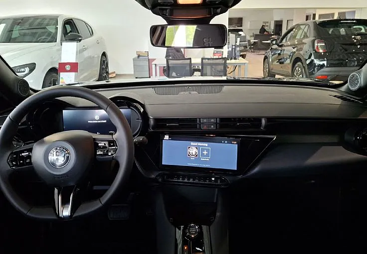 Zunanja slika - Alfa Romeo Junior - 1.2 E-DCT6 MHEV CORE - 11