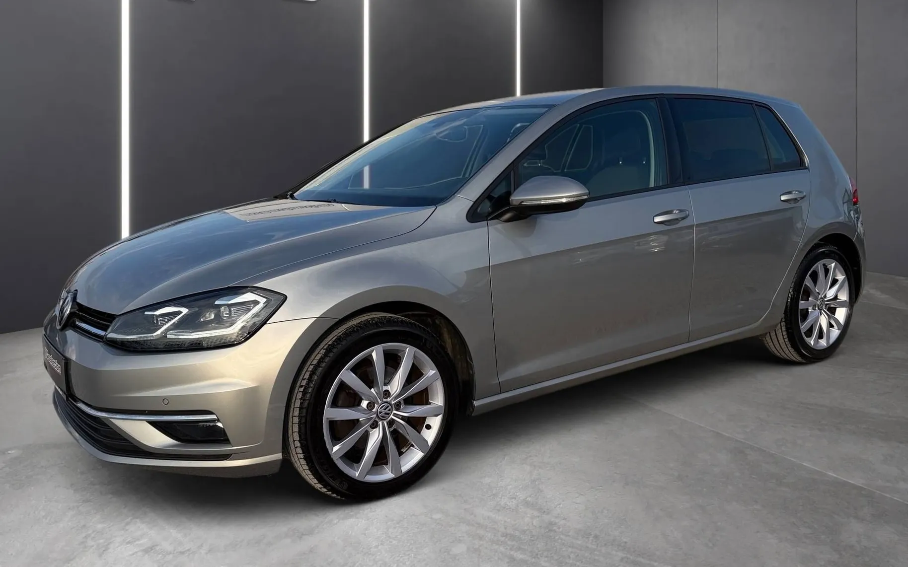 Zunanja slika - Volkswagen Golf - 2.0 TDI Highline 110  150 ... - 1