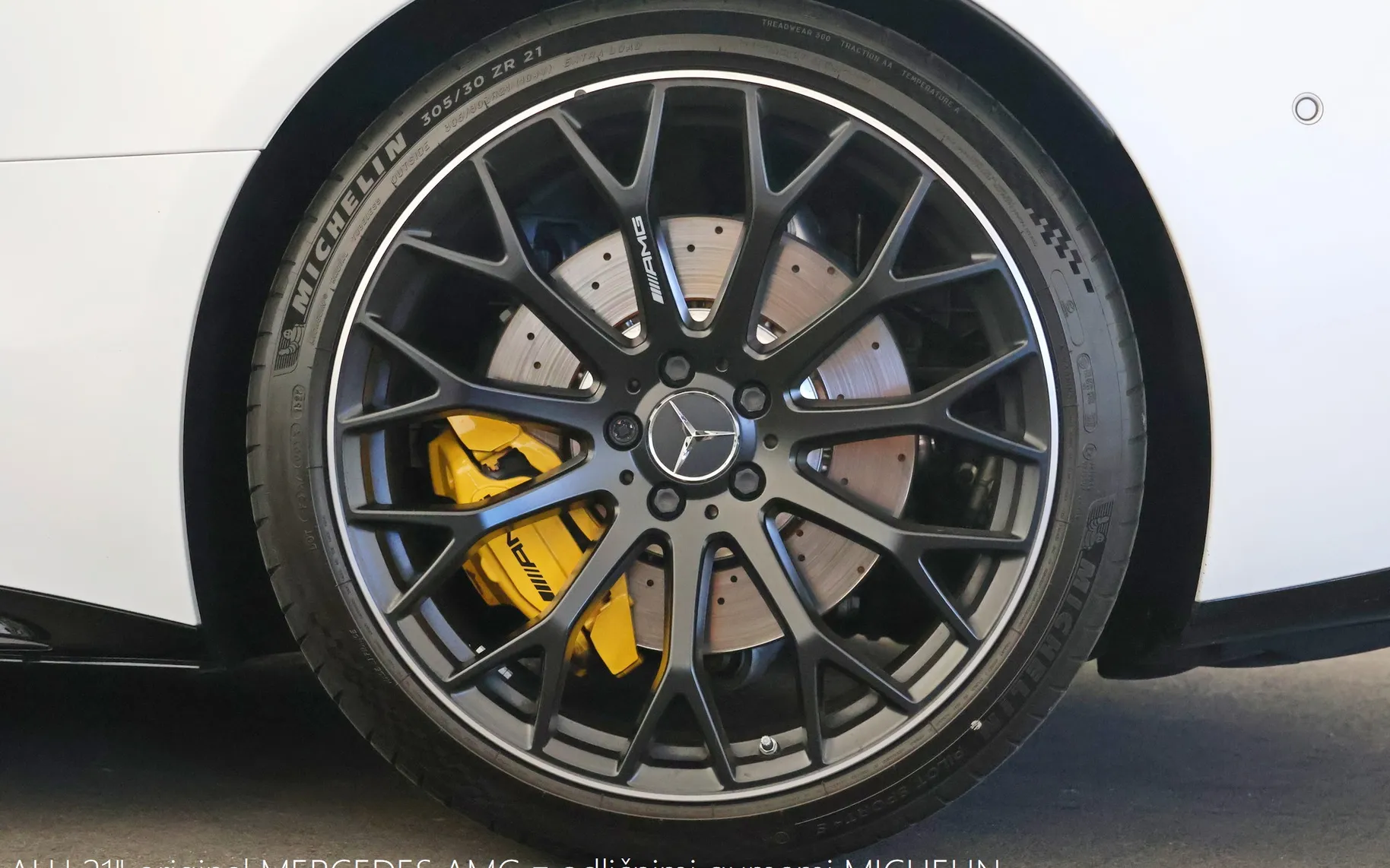 Zunanja slika - Mercedes-Benz SL Coupe - 63 AMG Cabriolet 4-Matic Speedshift - 18