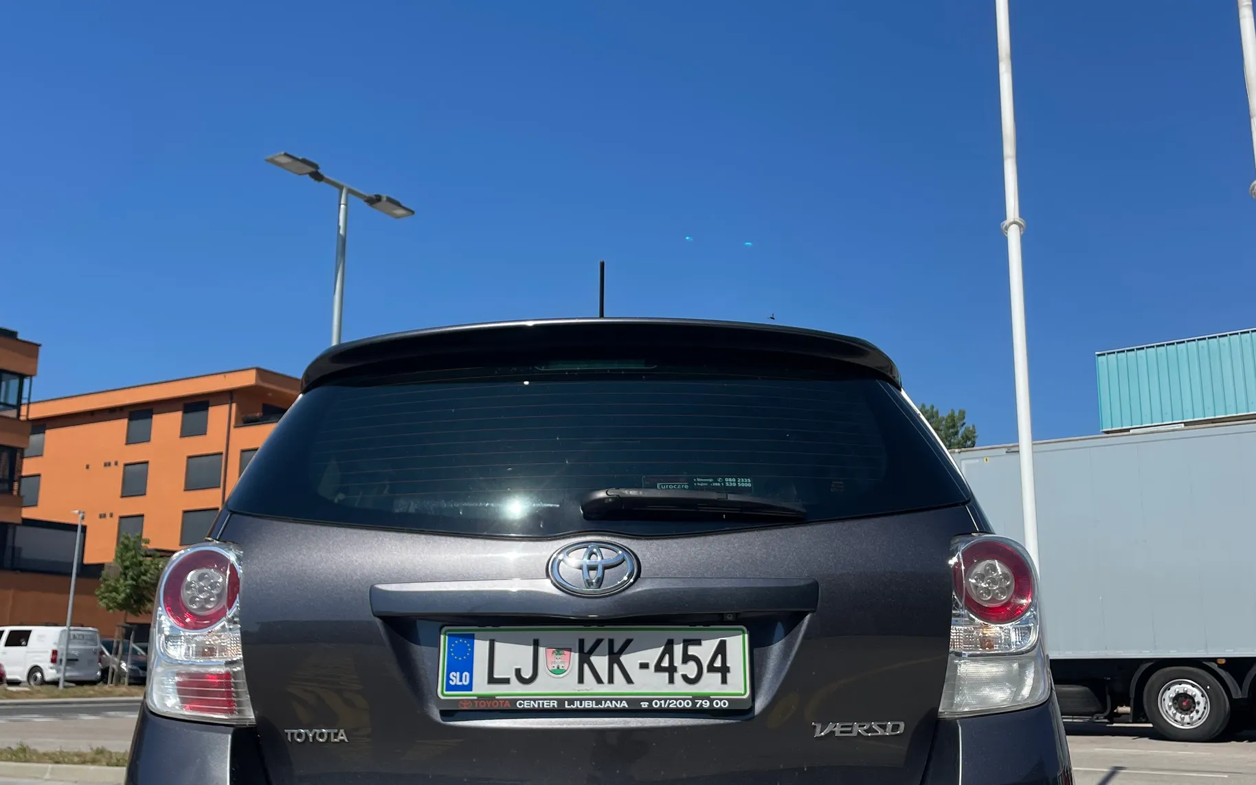 Zunanja slika - Toyota Verso - Toyota  2.0D - 7