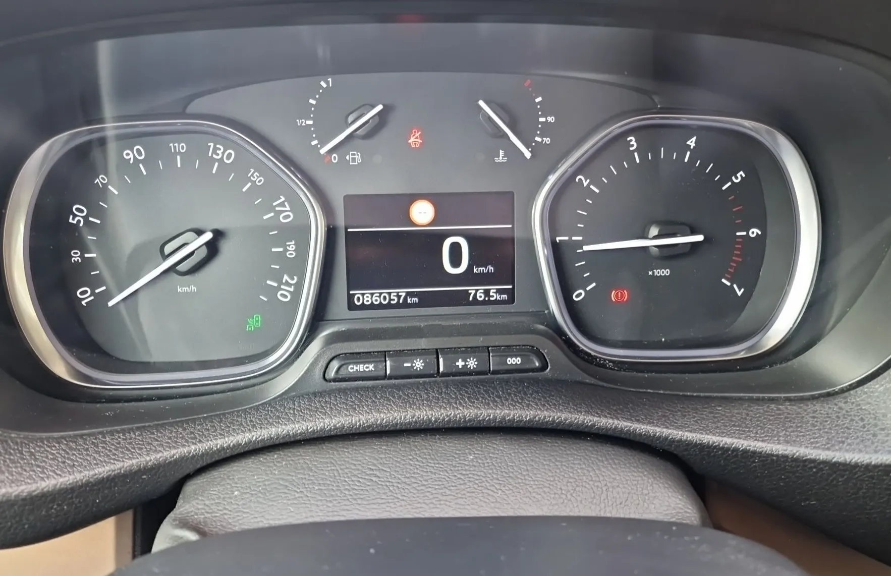 Zunanja slika - Toyota Proace - Verso 1.5 D-4D Combi - 16