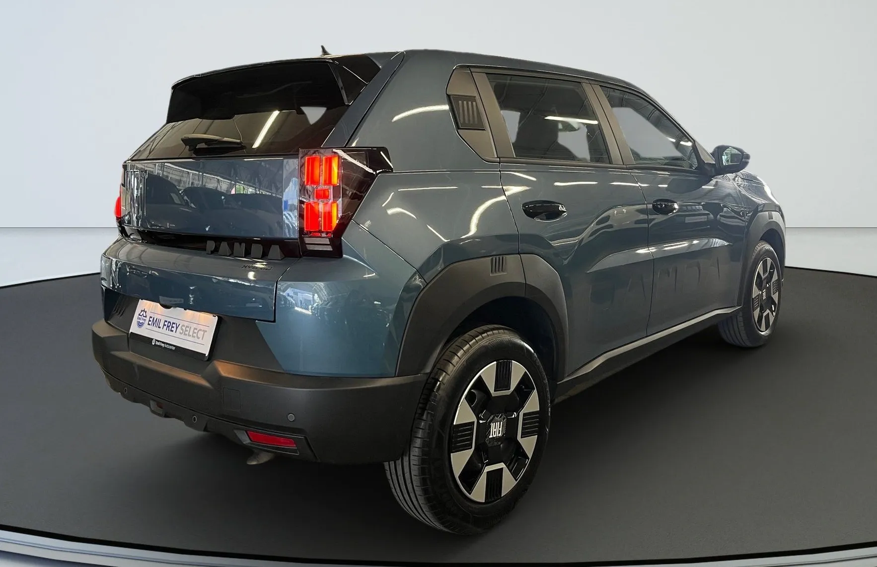 Zunanja slika - Fiat Grande Panda - 1.2 110 e-Hybrid Icon AT - 3