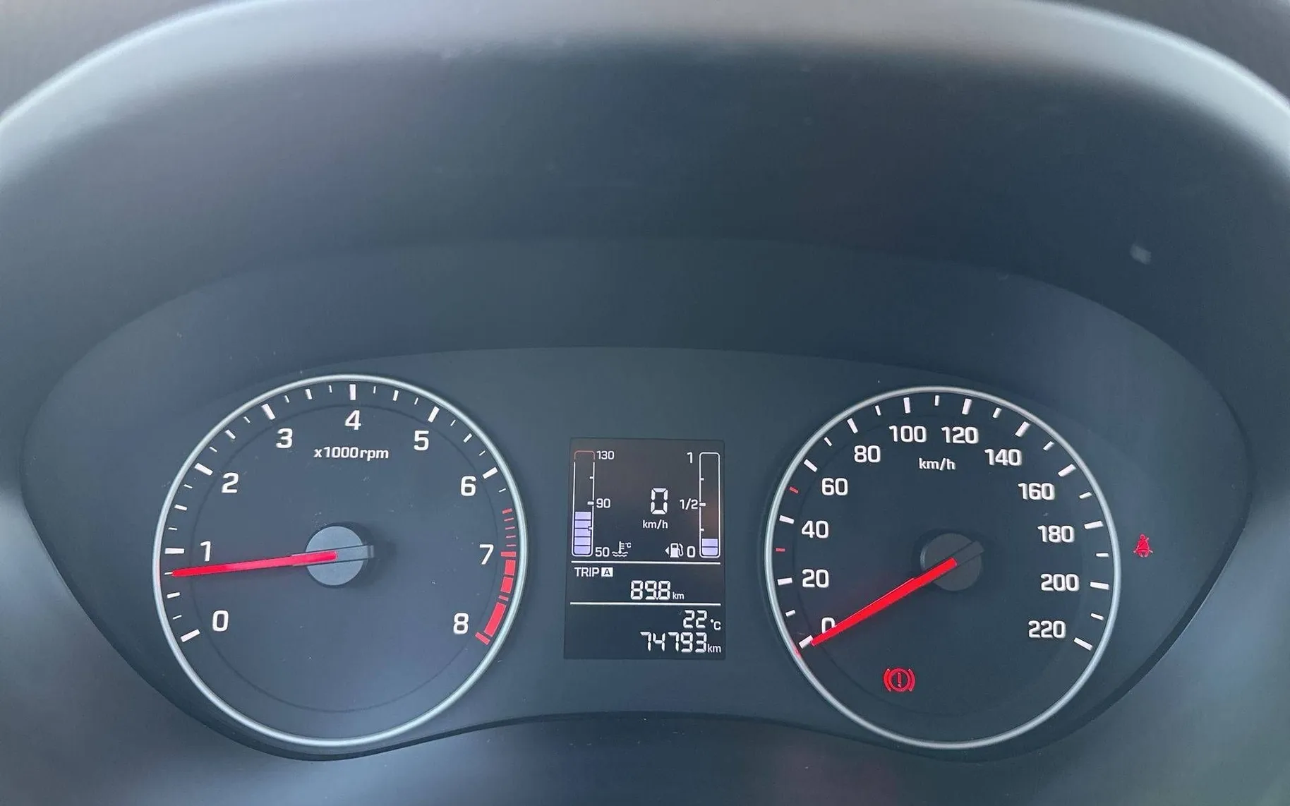 Notranja slika - Hyundai i20 - 1.25 Life - 15