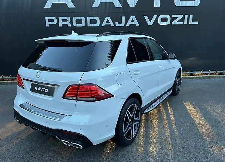 Zunanja slika - Mercedes-Benz GLE-Razred - GLE 250 d 4MATIC AMG-PANORAMA-USNJE-LED-NAVI... - 6