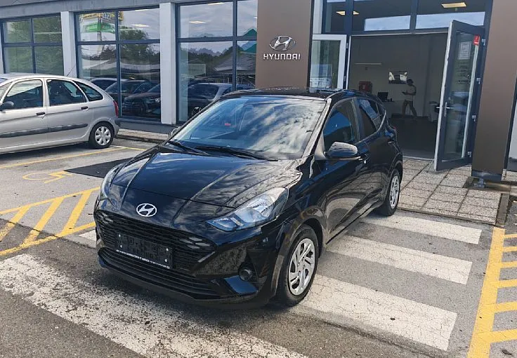 Zunanja slika - Hyundai i10 - 1.0 Style 1 Lastnik Samo 38000km - 2