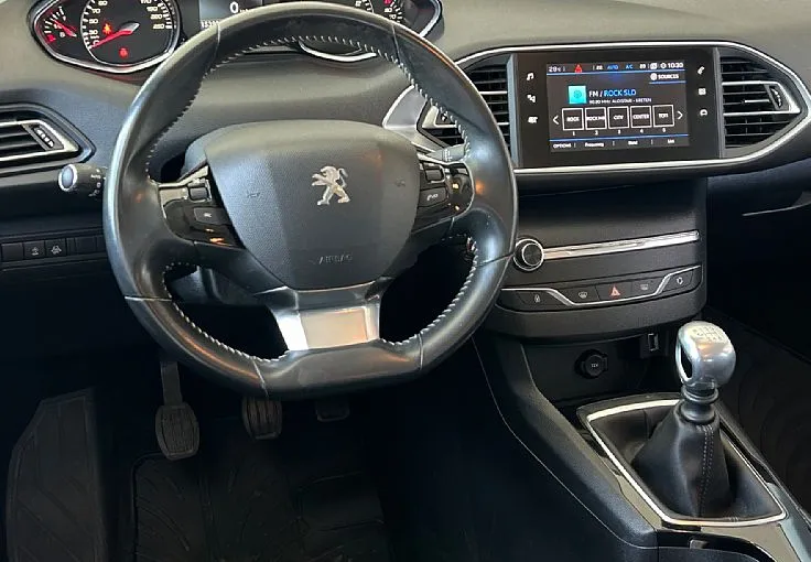 Zunanja slika - Peugeot 308 - SW 1.2 PureTech-NAVI-PDC-OPRAVLJEN VELIK SERVIS - 6