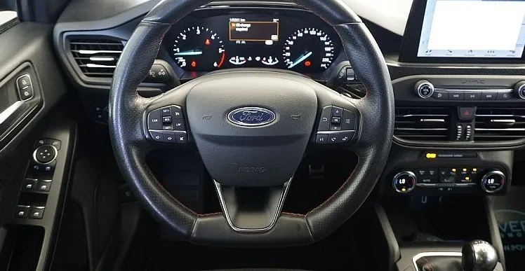 Zunanja slika - Ford Focus - 1.5 EcoBlue 88 kW ST-Line +Key Less+Drive mode + - 12
