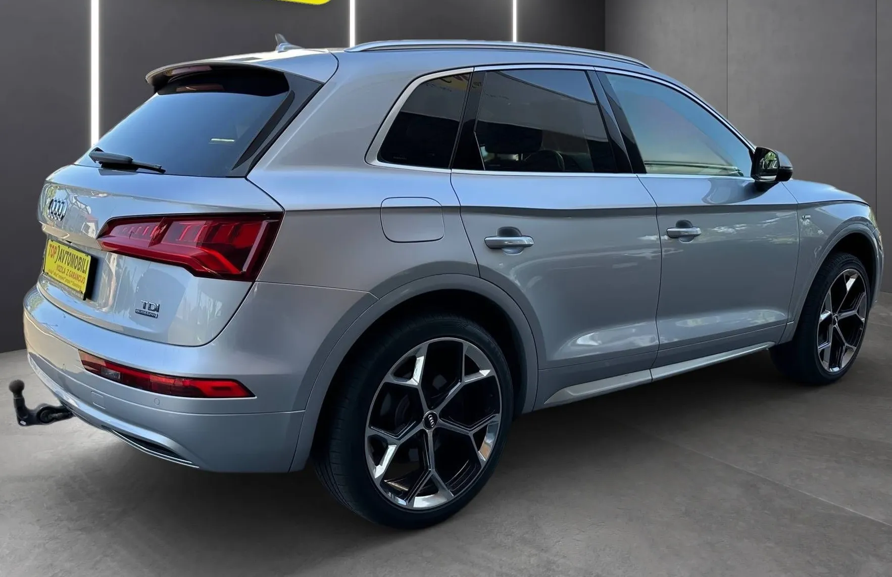 Zunanja slika - Audi Q5 - 2.0 TDI QUATTRO S LINE MATRIX NAVI PDC KAM VIRTU.. - 9