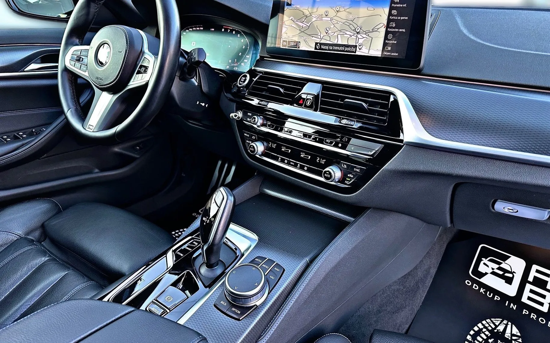 Notranja slika - BMW serija 5 Touring: - 520D•M PAKET•PANO•NARDO•FACELIFT•LED•KOT NOV - 12