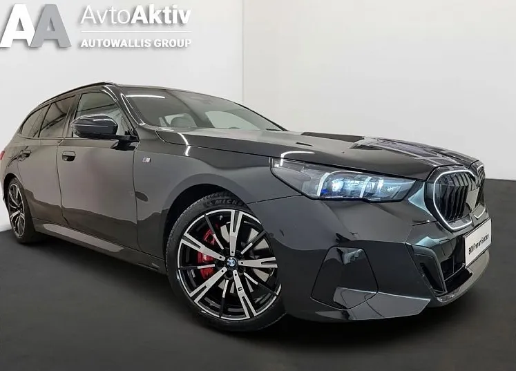 Zunanja slika - BMW Serija 5 - Touring: 540d xDrive MSport Pro HUD - ACC - Pano - 2