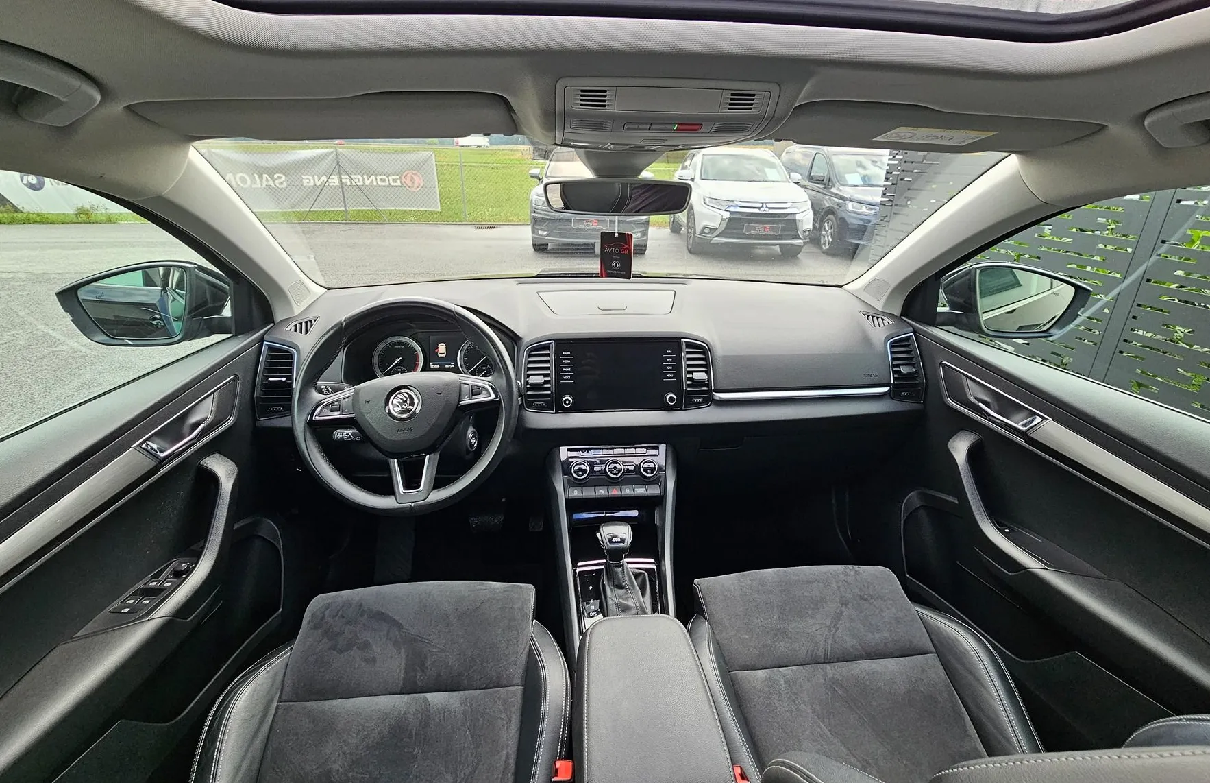Zunanja slika - Škoda Karoq - 1.5 TSI ACT -SportLine- DSG-SPORT-LED-PANO-ALKANT - 13