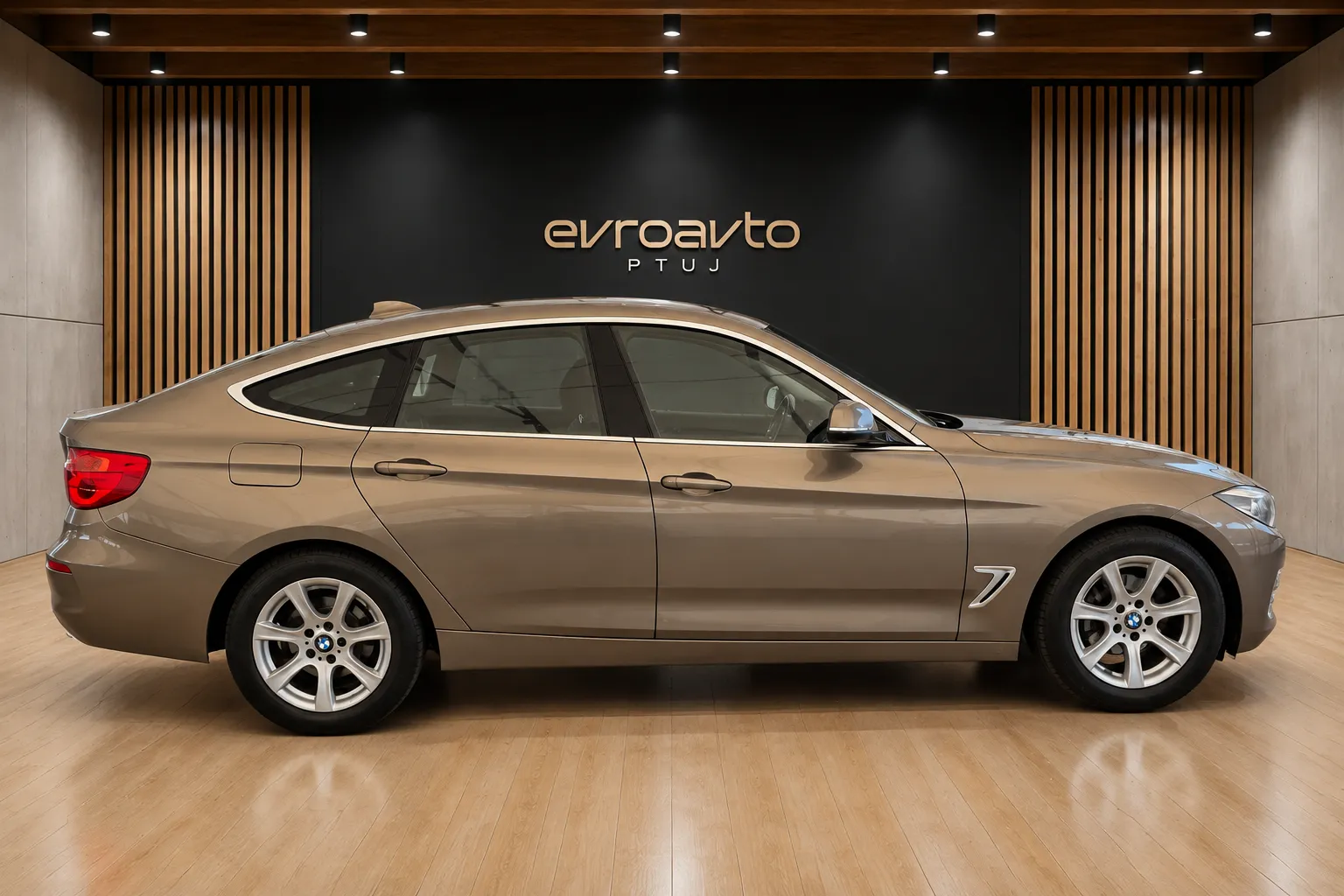 Zunanja slika - BMW serija 3 Gran Turismo: - 318d Gran Turismo Brez pologa do 84 obrokov - 4