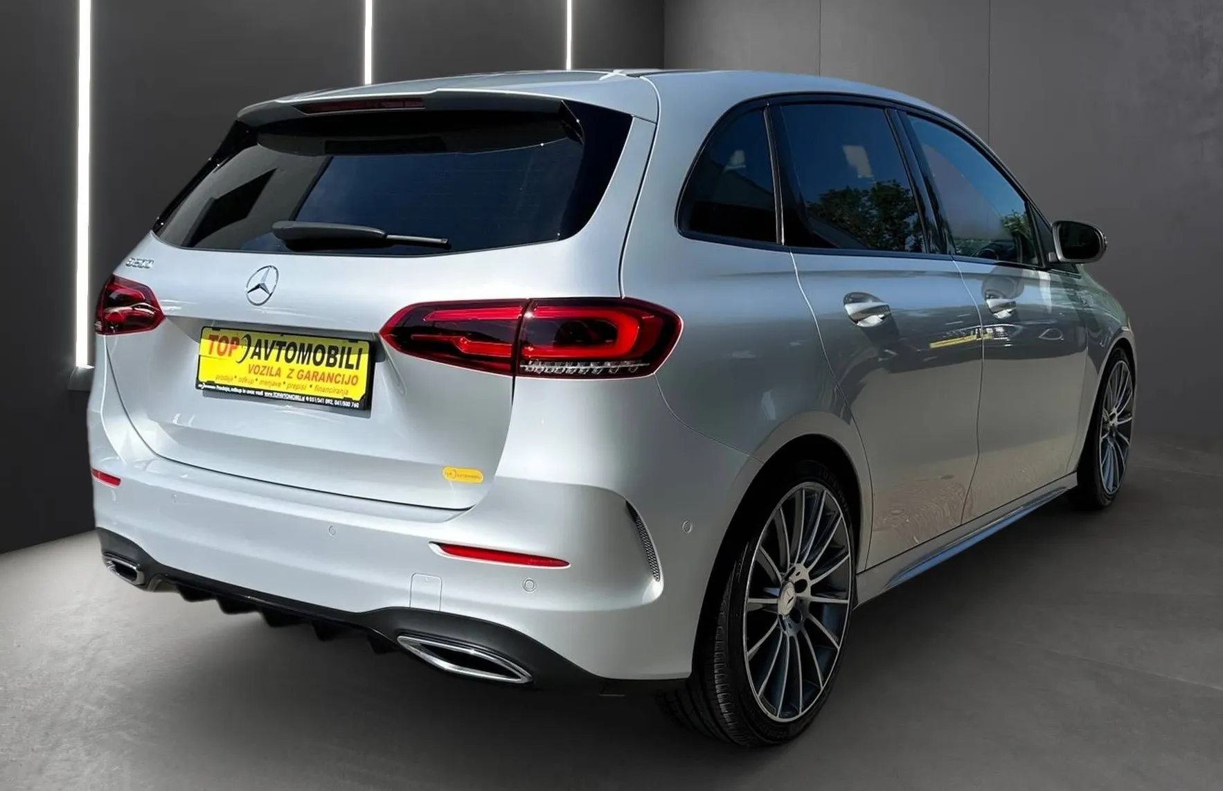 Zunanja slika - Mercedes-Benz B-Razred - 200 AMG LINE MULTIBEAM TEM KAMERA PDC NAVI TOP - 8