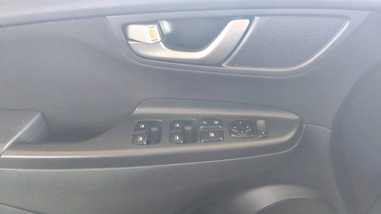 Notranja slika - Hyundai Kona - 1.6 / CRDi - 10