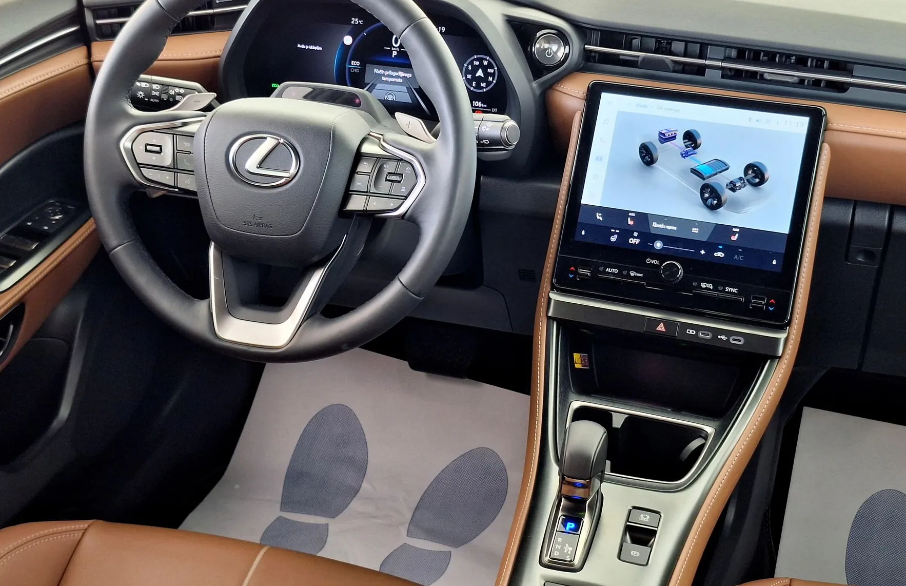 Zunanja slika - Lexus LBX - AWD 1.5 HEV Elegant Tech Aut•MEMORY•ACC•GRET.VOLAN - 12