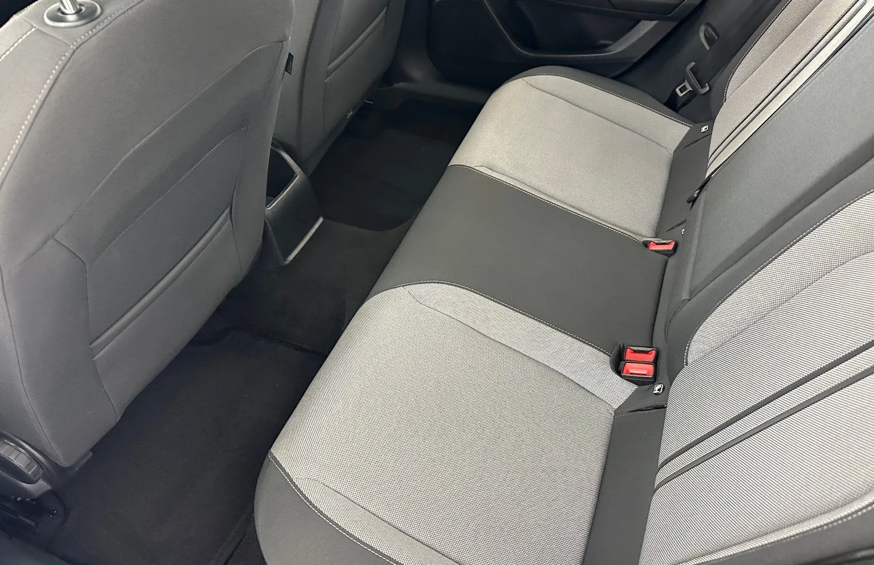 Zunanja slika - Seat Leon - Style 2.0 TDI 85kW.NEMŠKI.DIZEL.2023 - 7