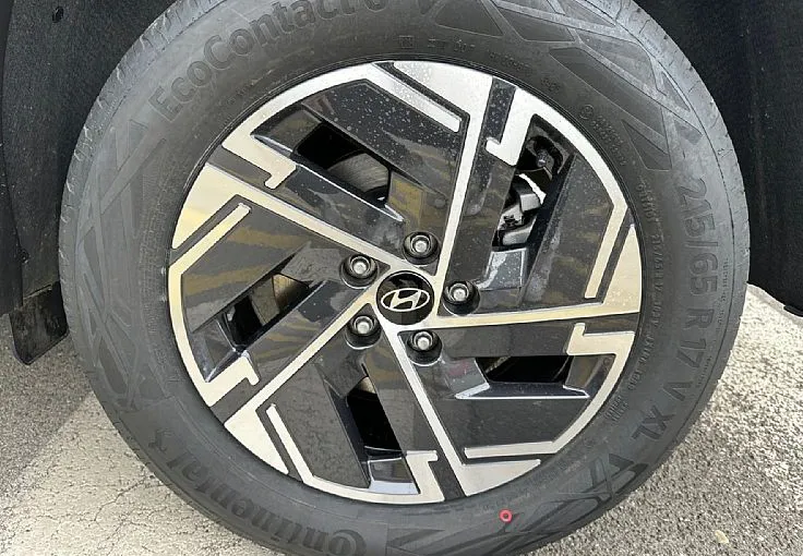 Zunanja slika - Hyundai Tucson - 1.6T T-GDI°°Kamera°°Senzorji°°Navi°°Zimske pnevmat - 5