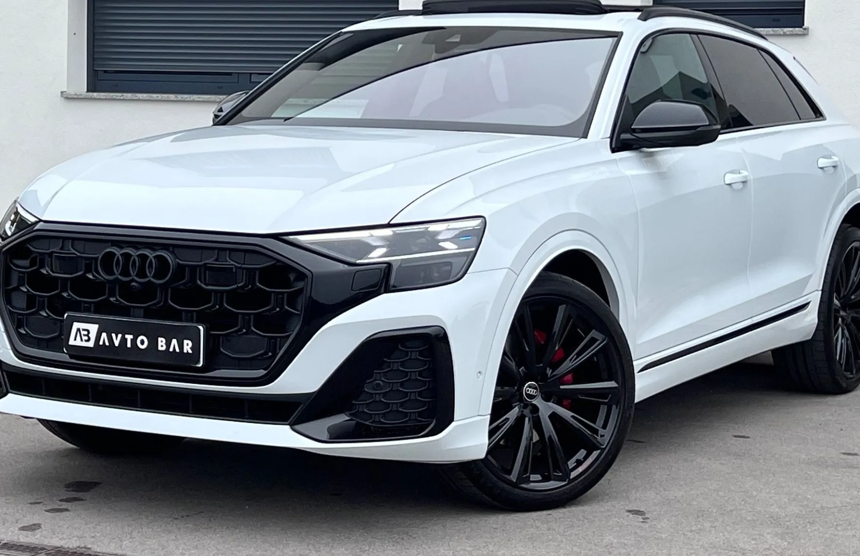 Zunanja slika - Audi Q8 - 50 TDI+1.LAST+SLO+Q+S-LINE+210kW+MATRIX+PANORAMA - 1