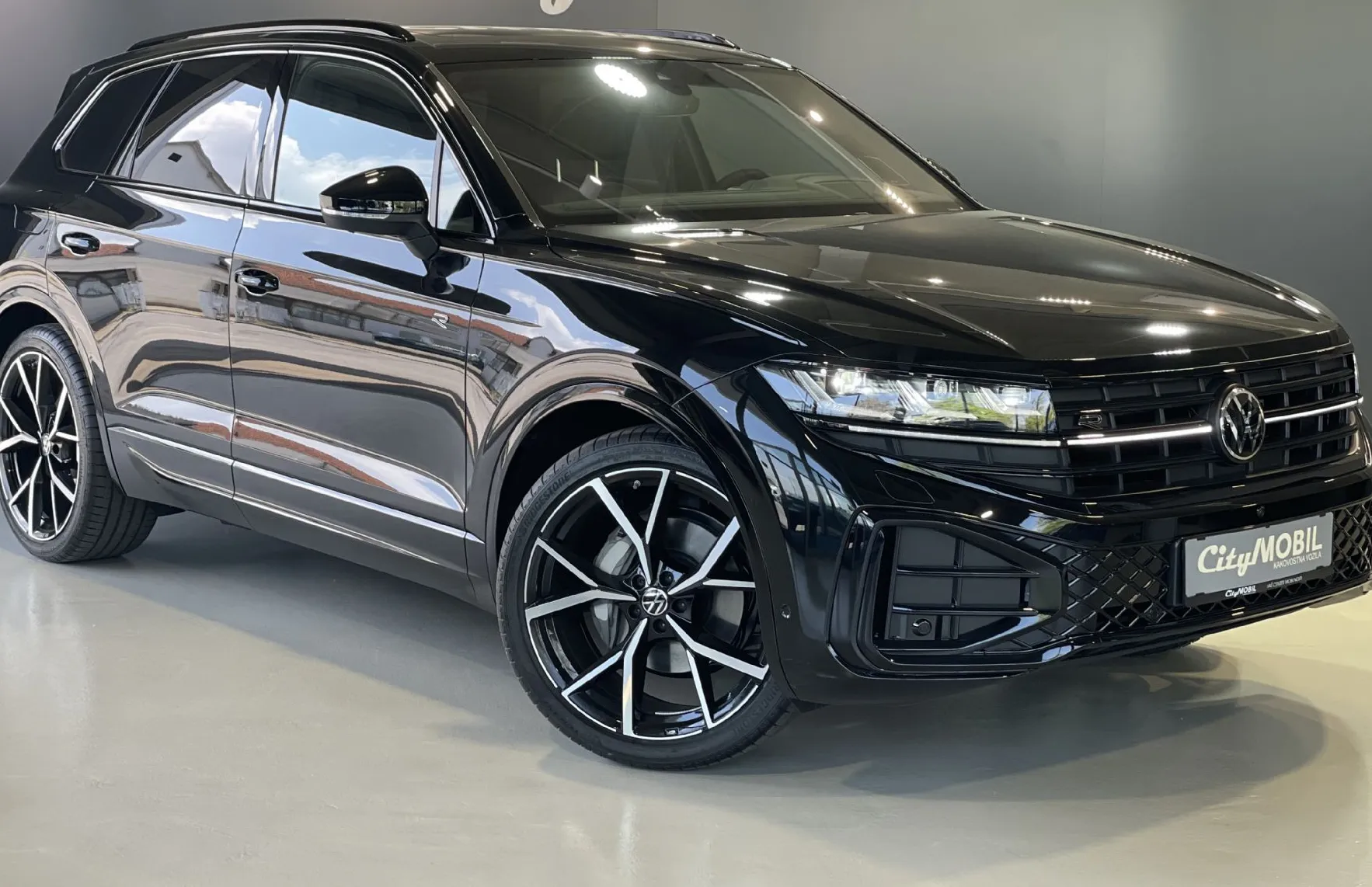 Zunanja slika - VW Touareg - 90KM-HEAD UP-ZRAČNO-MASAŽA-HALJENJE-VIRTUAL-R LINE - 3