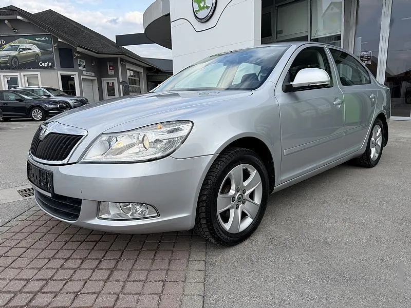 Zunanja slika - Škoda Octavia - 1.2 TSI 6-st. ročni - SLO. - 1. LASTNIK - - 3