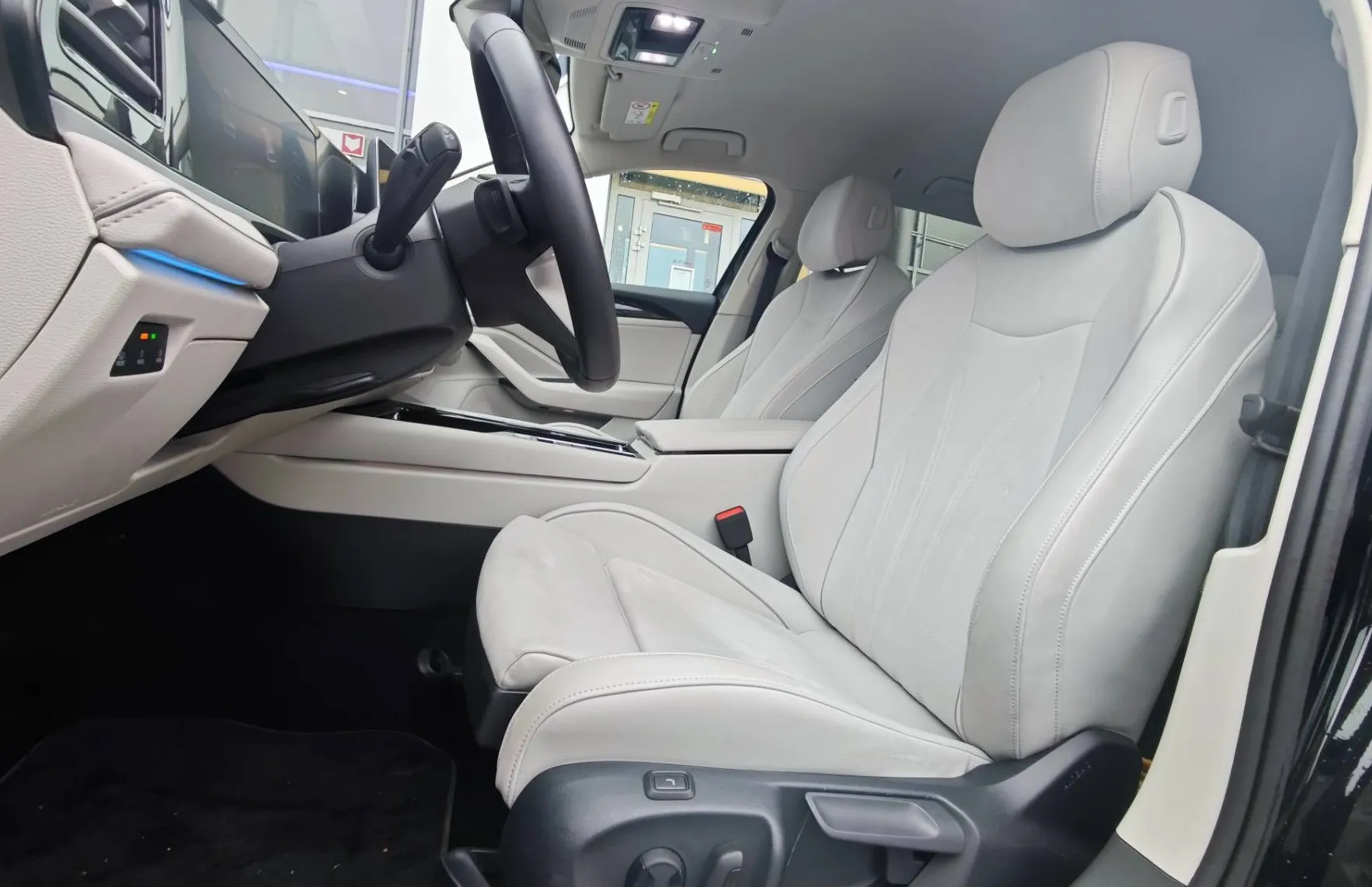 Zunanja slika - Volkswagen Passat - Variant 1.5 TSI eHybrid Elegance DSG 150kW... - 7