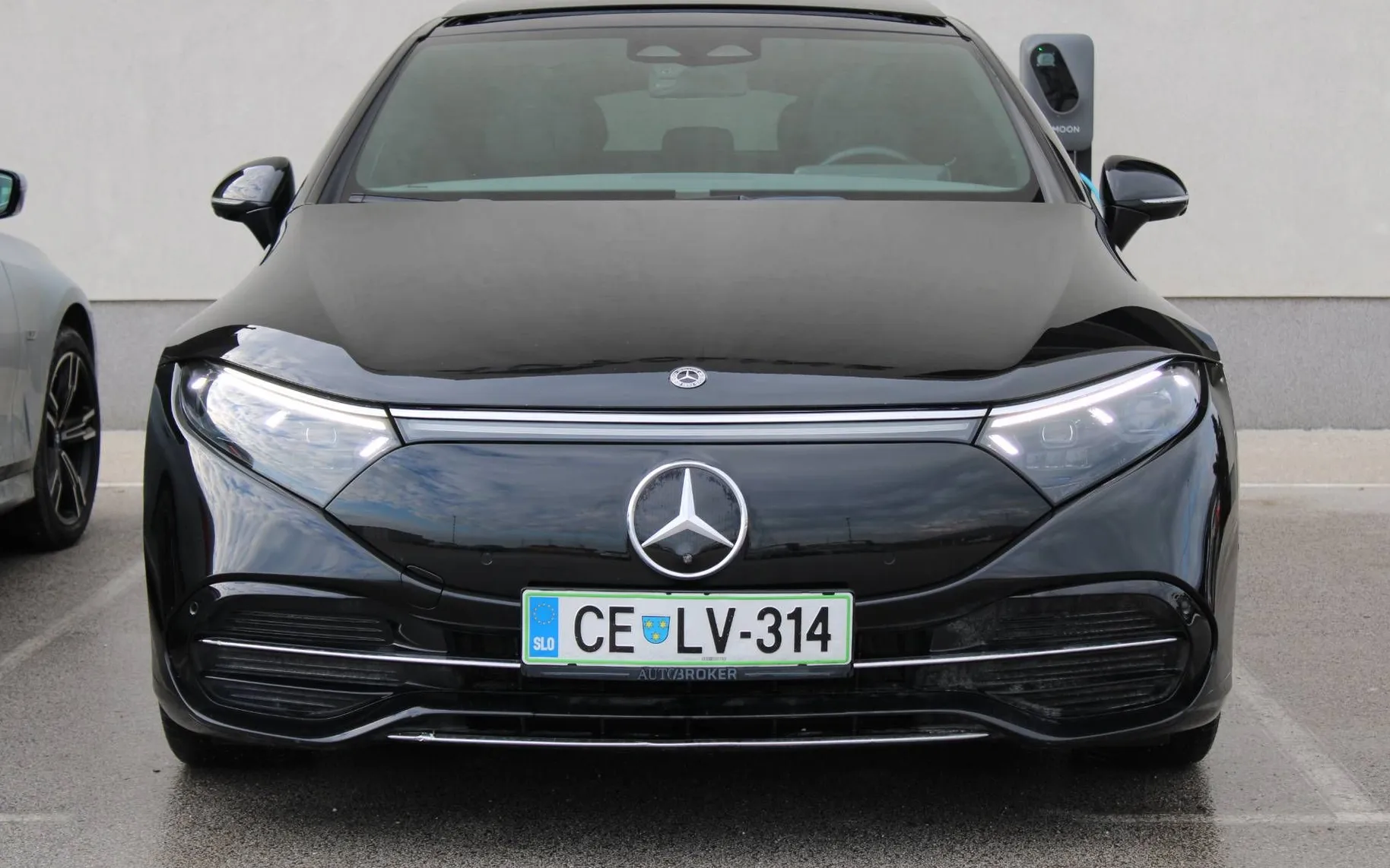 Zunanja slika - Mercedes-Benz EQS - 350 PANO BURMESTER ACC MRTVI KOT AMBILIGHT - 3