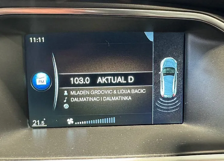 Zunanja slika - Volvo V40 Cross Country - D2 Momentum - PDC - ALU - 16