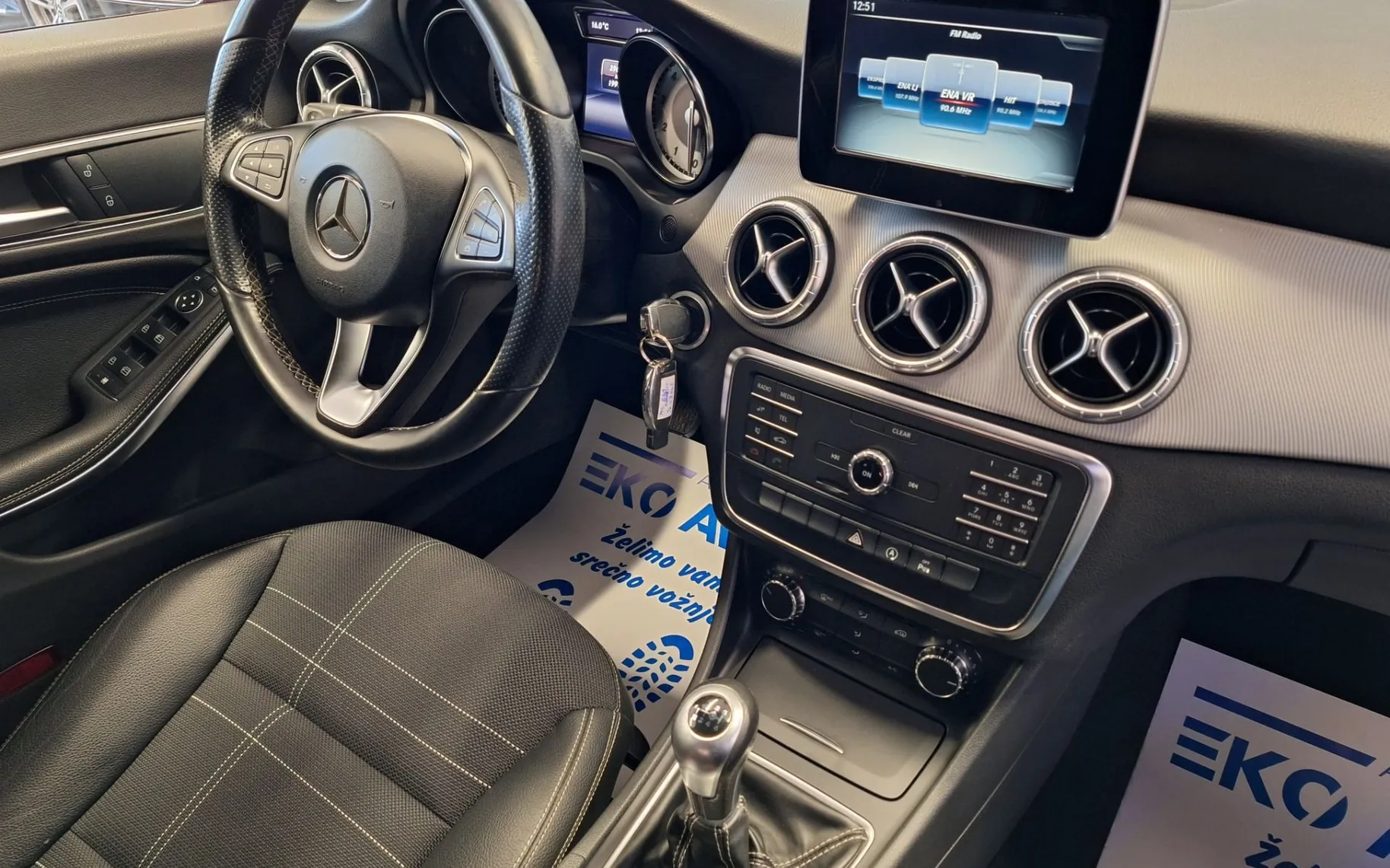 Notranja slika - Mercedes-Benz CLA Shooting Brake - CLA 180 Edition KREDIT BREZ POLOGA - GARANCIJA 1.. - 11