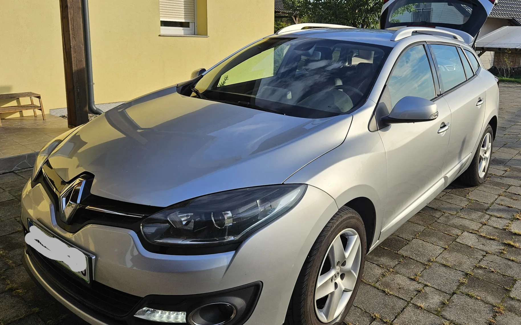 Zunanja slika - Renault Mégane - Berline dCi 95 Expression - 2